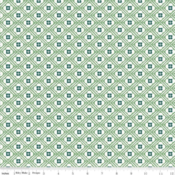 Bee Plaids - Hugs - Clover - Per Yard - Lori Holt - Bee in my Bonnet - Riley Blake - Basics - C12021-CLOVER-Yardage - on the bolt-RebsFabStash