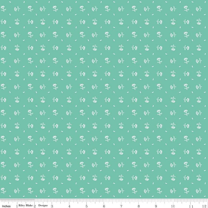 Lori Holt PRIM Collection - Per Yard - Prim Churn Dash Granny Apple - Lori Holt of Bee in My Bonnet - Riley Blake Designs - C9695-GRANNY APPLE - RebsFabStash